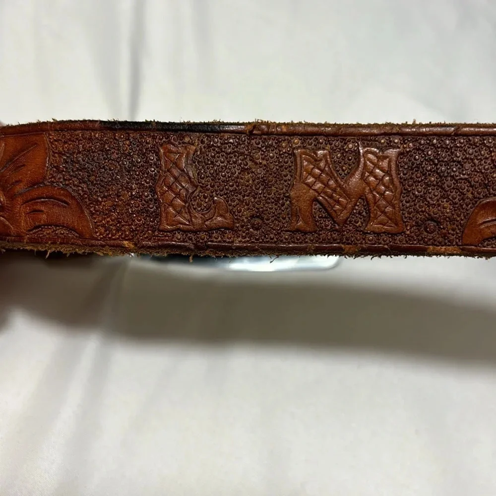Vintage COWBOY BOOTS Belt Buckle and Leather Belt